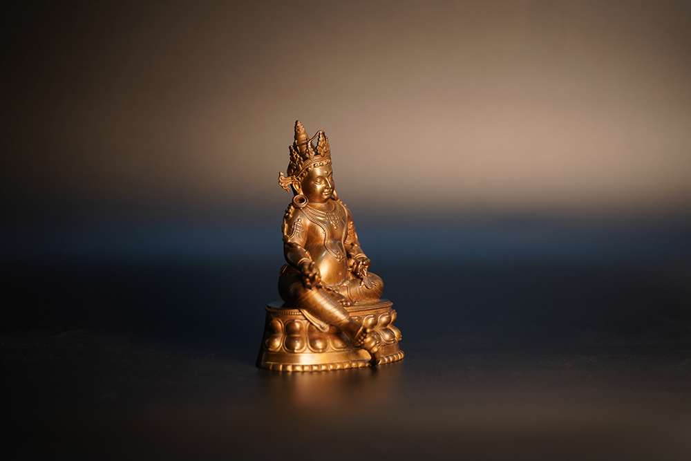 15cm Bronze Antique Yellow God of Wealth